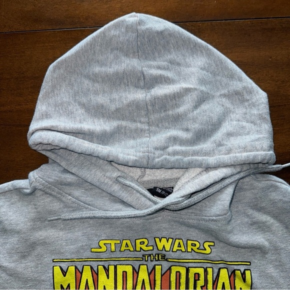 Star Wars The Mandalorian Grogu Baby Yoda Gray Hoodie Men’s Small S - Picture 6 of 8